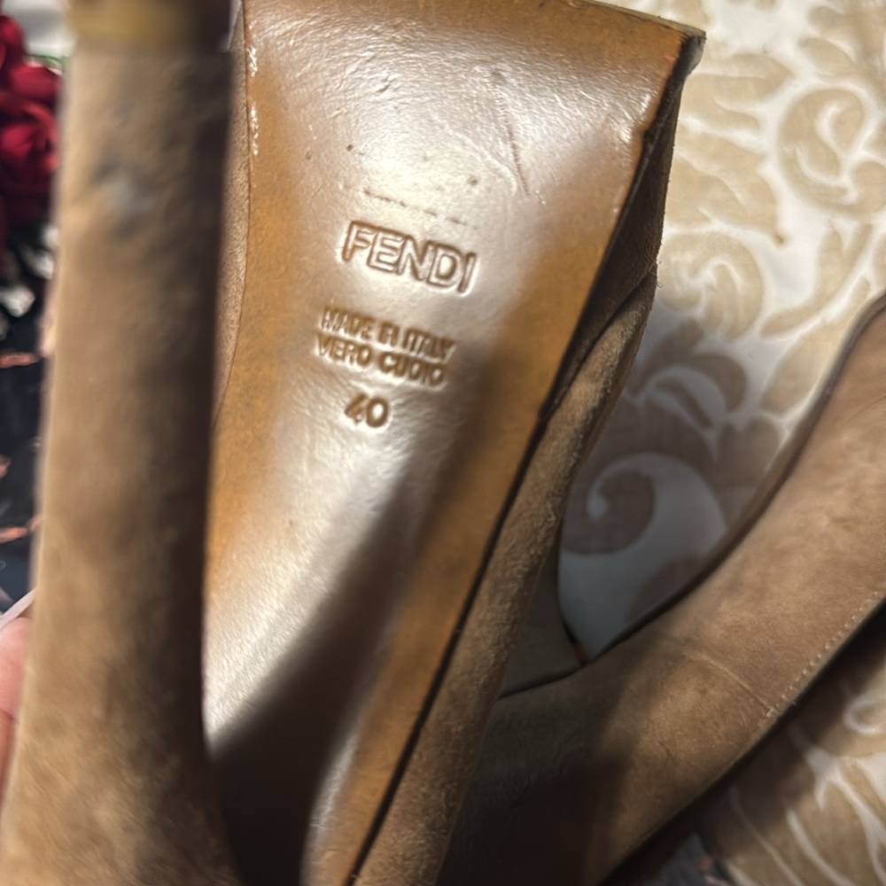 Fendi Suede Platform Logo Toe Rounded Pump Heels - image 8